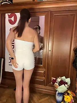 NataKitten online show from October 16, 2025, 7:04 pm