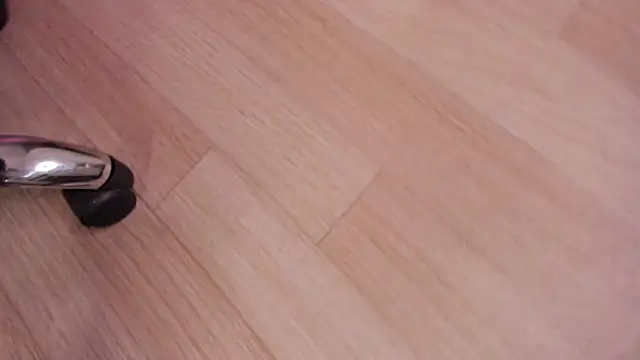 alahia betancurx online show from October 24, 2025, 4:03 pm