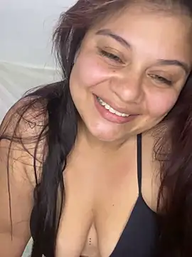 Snapshot of CuteMissDayana1 chatting on February 26, 2025, 12:38 am CuteMissDayana1 online show from February 26, 2025, 12:38 am