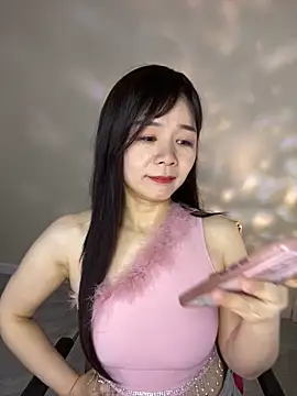 xiaowang0523 online show from March 12, 2025, 8:08 am