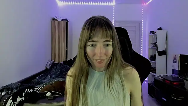 Snapshot of bekkawell chatting on October 13, 2025, 6:08 pm bekkawell online show from October 13, 2025, 6:08 pm