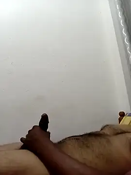 Snapshot of black77SL chatting on October 29, 2025, 1:46 pm black77SL online show from October 29, 2025, 1:46 pm