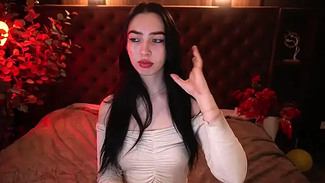 WildKittenX  online show from November 13, 2025, 6:45 am