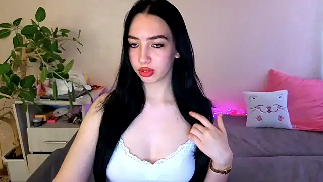 WildKittenX  online show from May 23, 2026, 5:12 am
