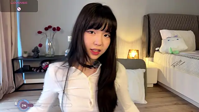 melana love online show from December 21, 2025, 8:32 am