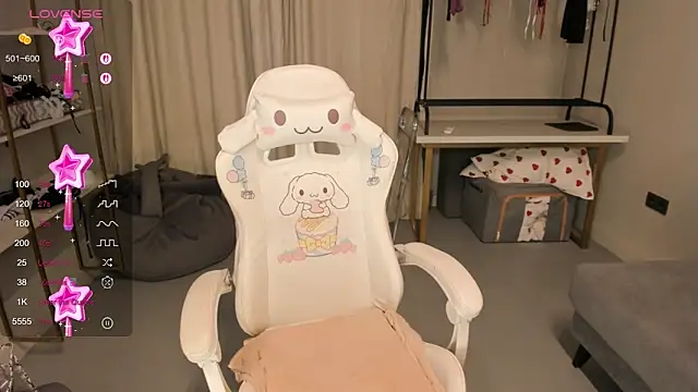 Snapshot of ka00ru_chan chatting on October 3, 2025, 2:47 pm ka00ru chan online show from October 3, 2025, 2:47 pm