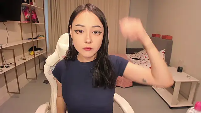 ka00ru chan online show from February 12, 2026, 8:53 am