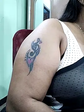 abinaya26 online show from December 22, 2025, 2:25 pm