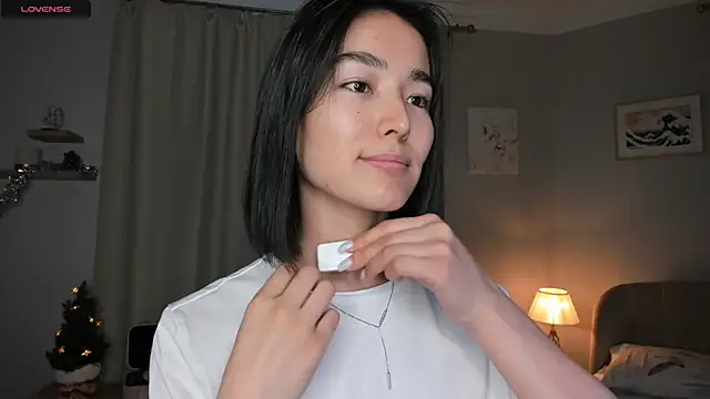 RanelDiva online show from December 18, 2025, 8:53 am