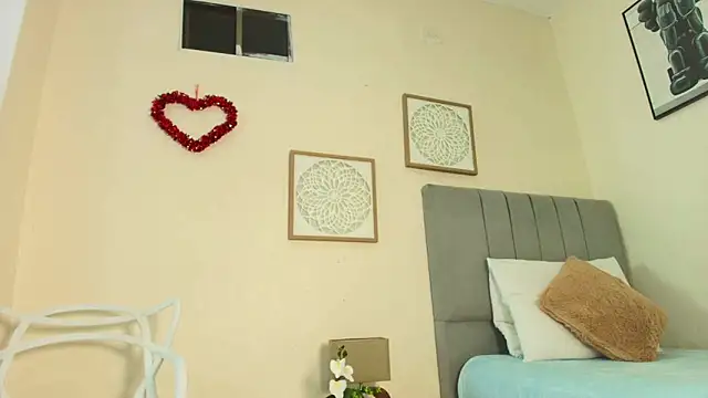 mary cute9 online show from March 31, 2026, 12:27 pm