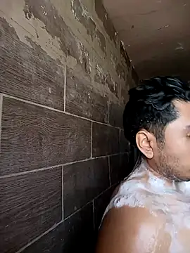 crisssalazar online show from March 20, 2025, 8:40 pm