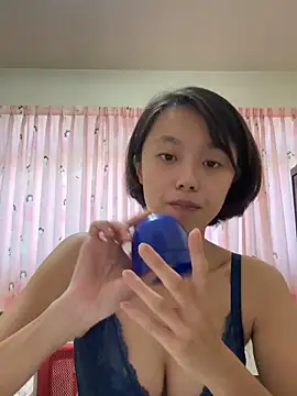 ladypaggy online show from March 2, 2026, 5:41 am