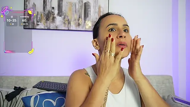 Sara Charmy online show from October 1, 2025, 11:05 am