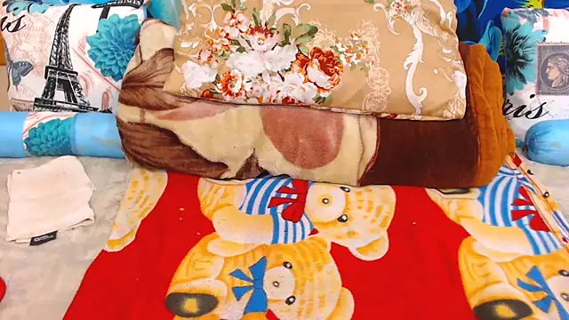 ChocolateClit online show from November 9, 2025, 4:16 pm