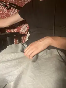 GreekDaddyNickOfficial online show from October 2, 2025, 5:53 pm