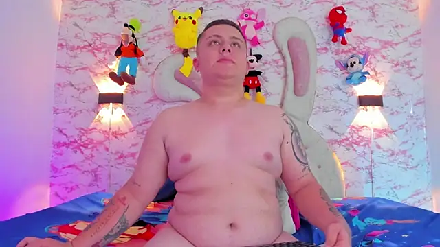 IM SINAY online show from October 7, 2025, 9:23 pm