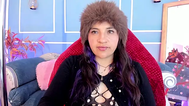 TaraTaylorr online show from May 22, 2026, 3:35 am