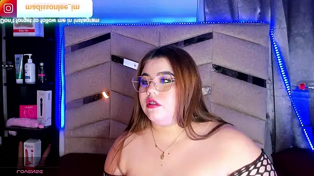 MadissonLee   online show from June 2, 2026, 10:23 pm