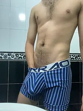 18 ALExxx online show from March 6, 2026, 3:58 am