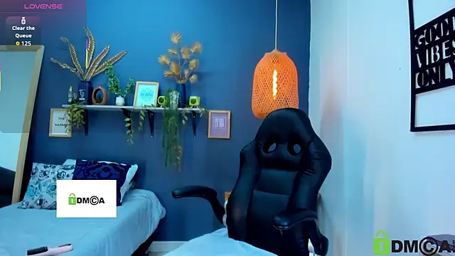 yessila parker online show from November 20, 2025, 2:45 am