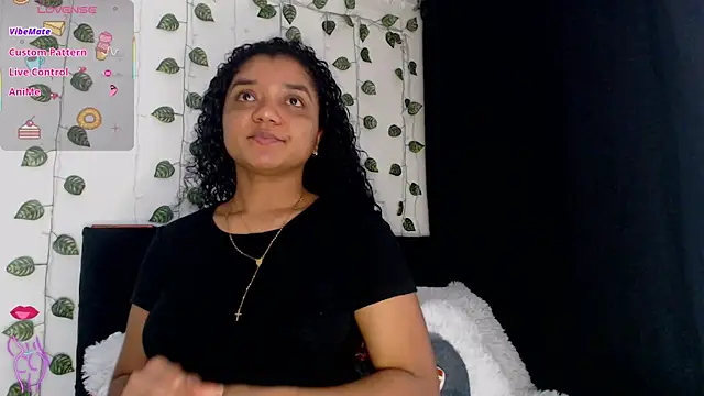 victtoria cane63 online show from April 13, 2026, 10:37 pm