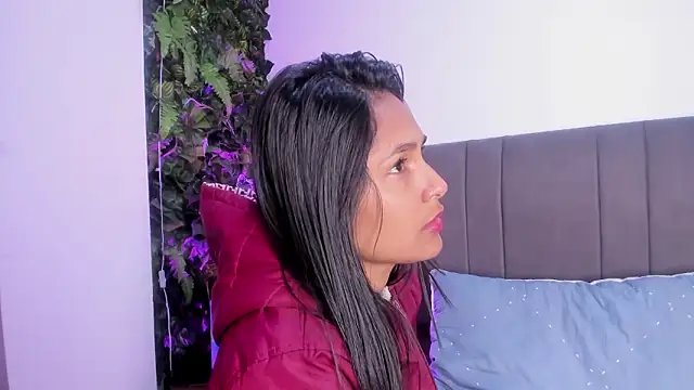 Fernanda liie  online show from March 14, 2026, 12:21 pm