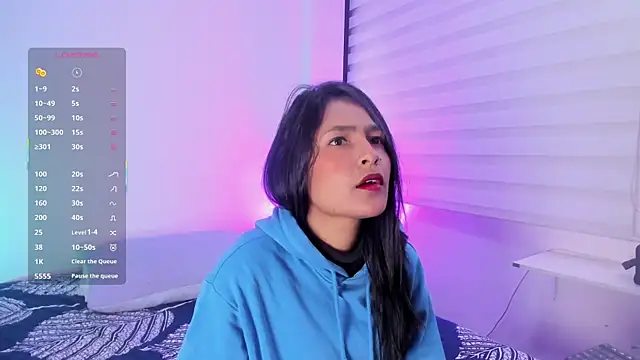 Fernanda liie  online show from April 15, 2026, 12:56 pm