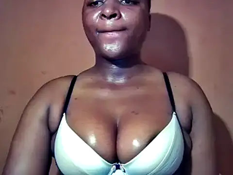 sexyhips2001 online show from October 3, 2025, 11:02 pm