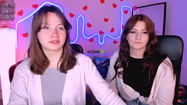 Snapshot of helli_belli chatting on February 22, 2026, 8:18 pm helli belli online show from February 22, 2026, 8:18 pm