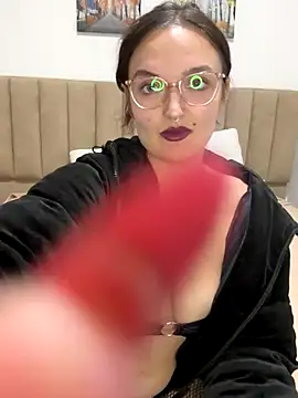 Snapshot of SpicyPalmera chatting on October 9, 2025, 7:34 pm SpicyPalmera online show from October 9, 2025, 7:34 pm
