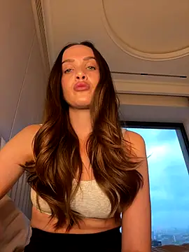 Beverly Hilll online show from October 27, 2025, 1:26 pm