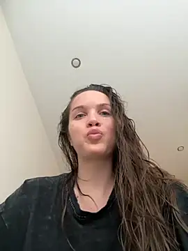 Beverly Hilll online show from November 12, 2025, 12:16 pm