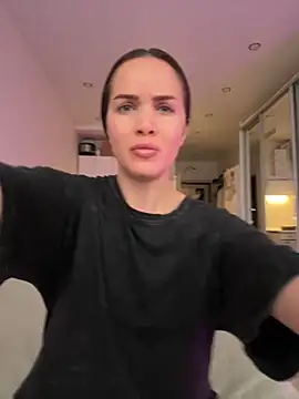 Beverly Hilll online show from November 24, 2025, 1:00 pm