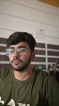 Snapshot of DoctorAlonee46 chatting on September 29, 2025, 9:14 am DoctorAlonee46 online show from September 29, 2025, 9:14 am