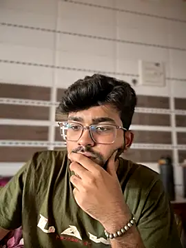 Snapshot of DoctorAlonee46 chatting on September 30, 2025, 10:20 am DoctorAlonee46 online show from September 30, 2025, 10:20 am