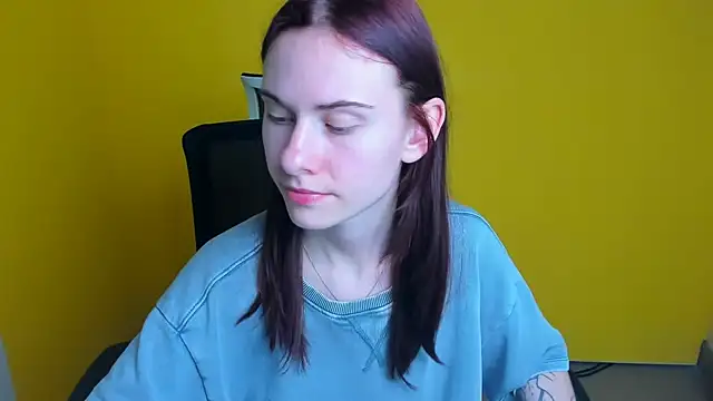 Fiona Night online show from March 21, 2025, 12:29 am