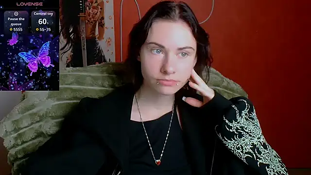 Fiona Night online show from May 17, 2026, 11:28 am