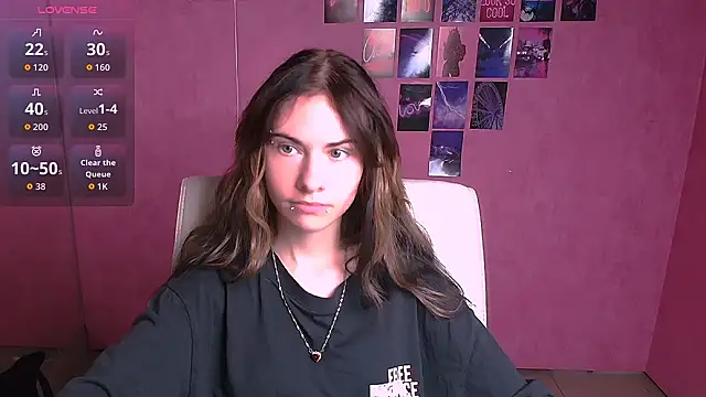 Fiona Night online show from June 18, 2026, 5:19 am