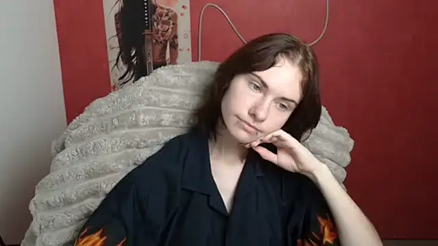 Fiona Night online show from July 15, 2026, 5:12 am