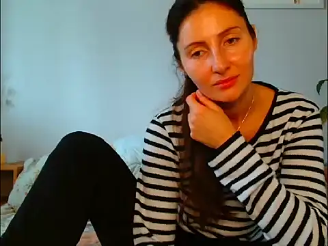 Irina9793 online show from October 10, 2025, 7:51 am