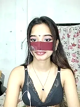 Orna-1 online show from October 19, 2025, 6:41 pm