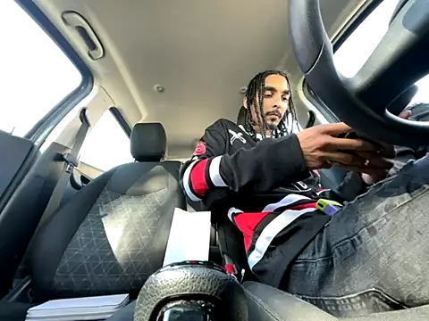 bigjayy1000 online show from October 31, 2025, 4:41 pm