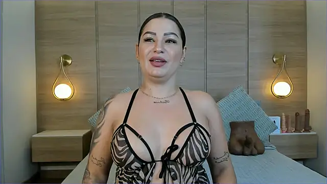 Snapshot of Brendalamar chatting on October 27, 2025, 8:02 pm Brendalamar online show from October 27, 2025, 8:02 pm