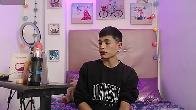 willians   0 online show from November 11, 2025, 3:28 am