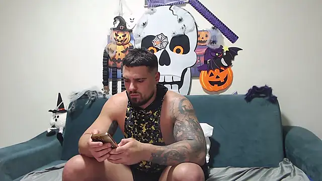 Tiberius hunk online show from November 7, 2025, 7:25 pm