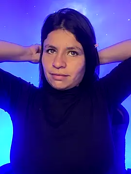 sofia 23x online show from December 15, 2025, 3:22 am