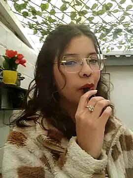 Snapshot of scarleth_smith01 chatting on March 4, 2025, 2:10 pm scarleth smith01 online show from March 4, 2025, 2:10 pm