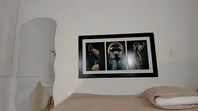 emilyy cooperr online show from January 8, 2026, 1:13 pm