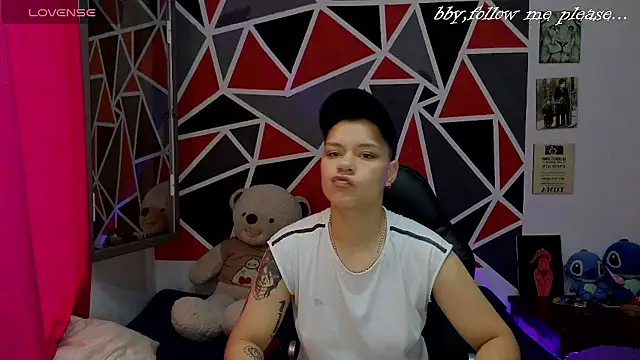 demimoore222 online show from November 28, 2025, 2:42 pm