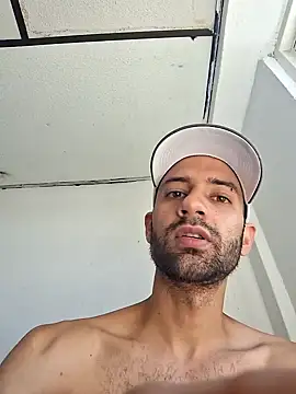 Snapshot of geneS1S49 chatting on November 18, 2025, 3:49 pm geneS1S49 online show from November 18, 2025, 3:49 pm